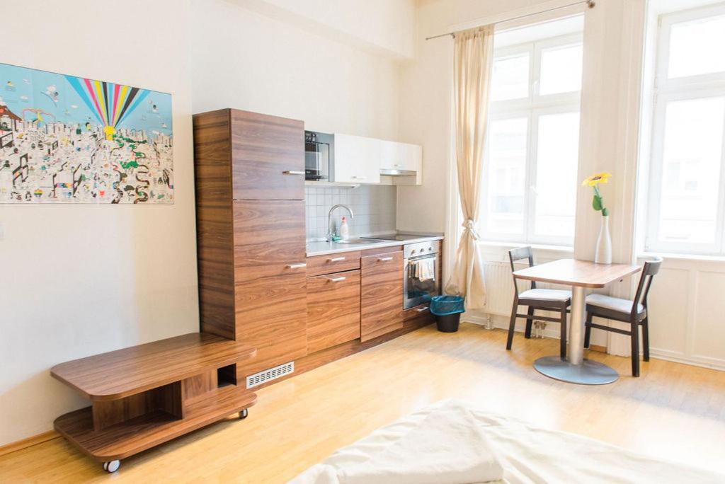 Lion Apartments In Historical Center, Bratislava Old Town Экстерьер фото